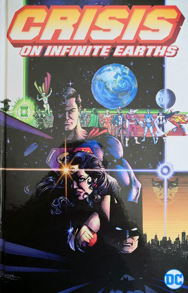 Crisis on Infinite Earths Box Set